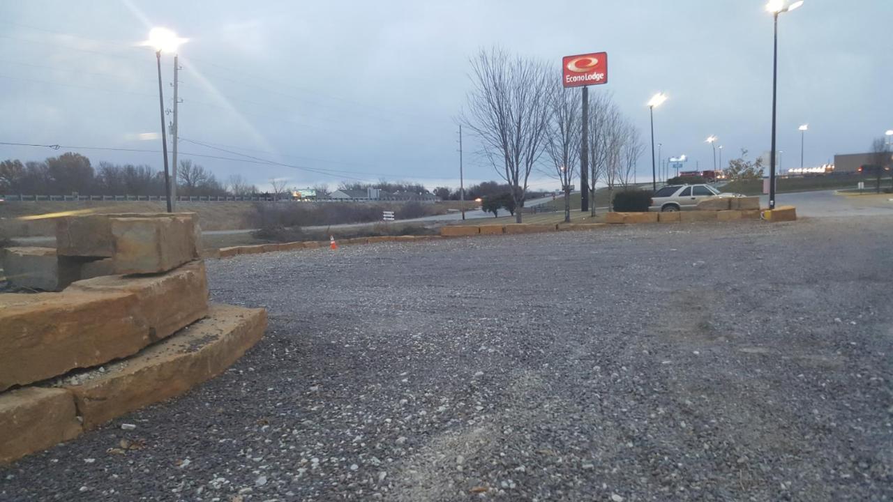 Econo Lodge Oak Grove-Blue Springs מראה חיצוני תמונה